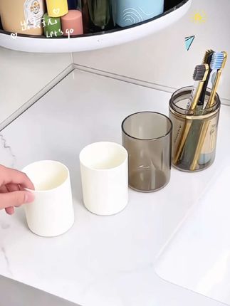 出去旅游住旅店或者回老家就带这个一杯四用的#洗漱杯 一家四口一人一杯干净卫生,携带方便#漱口杯#杯子#牙刷杯@DOU+小助手 @巨量千川