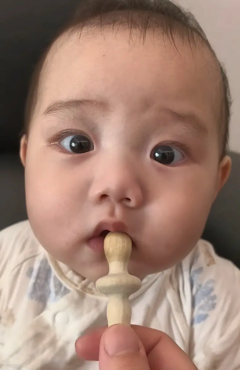 拒绝宝宝胀气的法宝。每次看宝宝因为胀气小腿乱蹬哭闹不止我都心 - 抖音