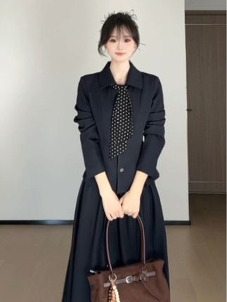 上班读书通勤都可!!版型超好 很有质感 #体制内穿搭 #教师穿搭职场通勤穿搭 #学院风穿搭 #梨形身材最佳连衣裙穿搭 #西装套装