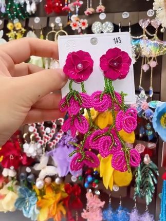 花团米粒玫红迷人串珠耳环 #美出高级感 #耳饰 #耳环 #魅力女人 #穿搭