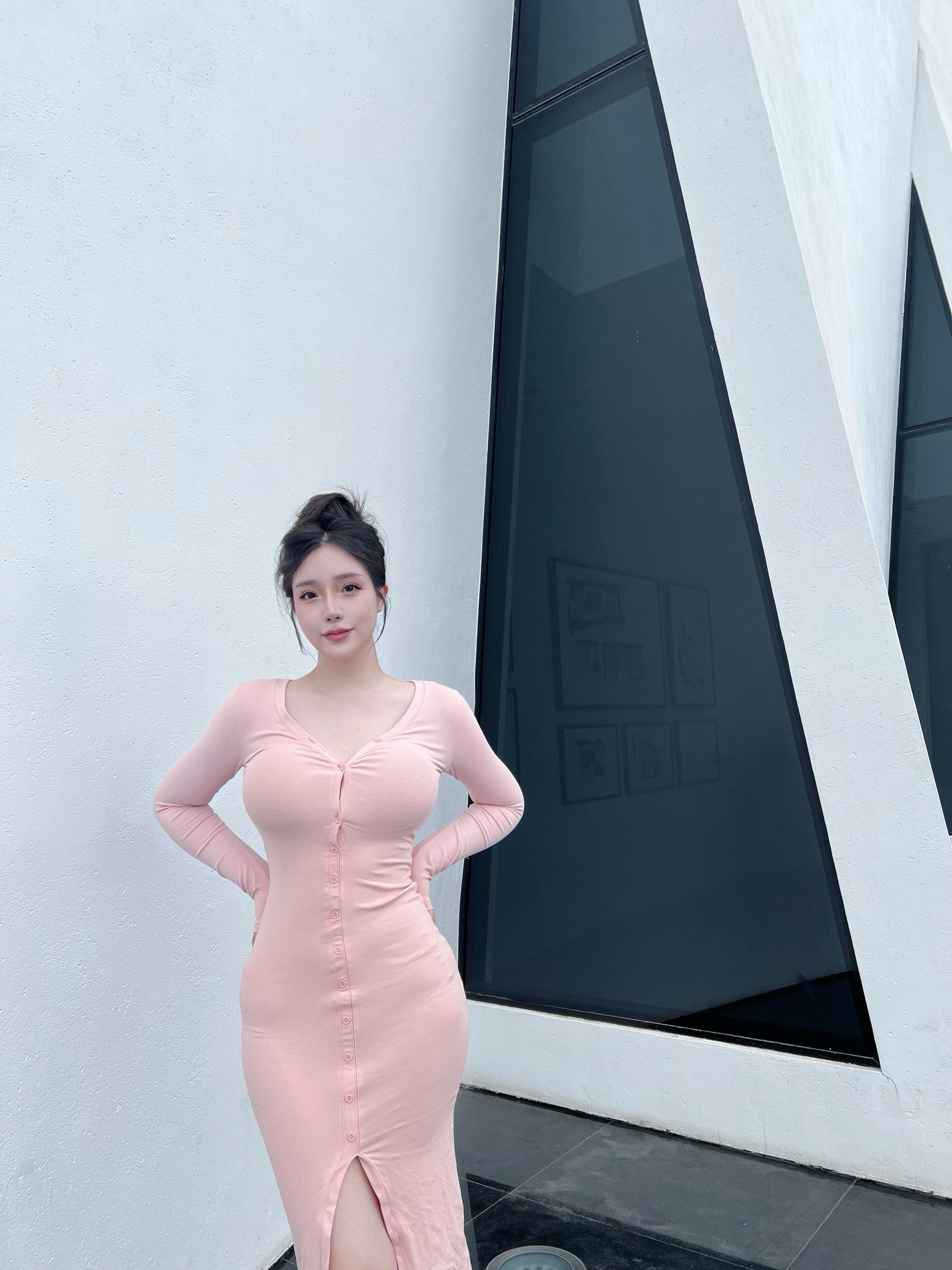 你的小妈已上线~#酷感时尚自拍 #拍人像 #人妻感