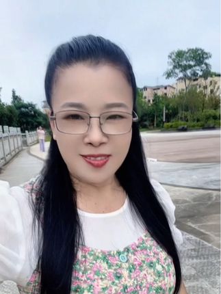 超轻防蓝光远近两用智能变焦老花镜男款护眼老花眼镜男士专用女款