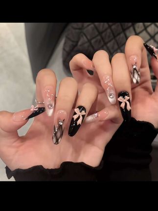 #美甲💅 #爱了爱了 #辣妹美甲 #热门美甲款式 #爆闪美甲