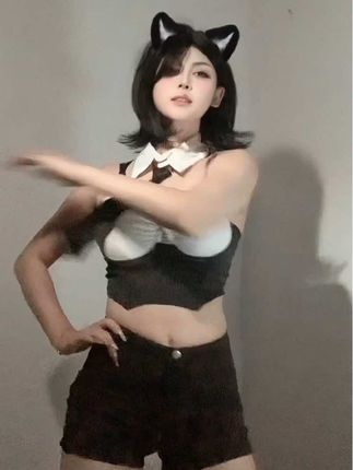 #xiao熊摇 #猫系女友 #抖音舞蹈简单易学 #卡点 进来吃我一掌~