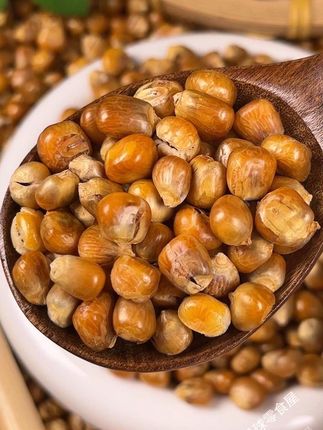 这才是女孩子该吃东北哑巴豆爆米花,新鲜糯玉米手工无糖无油现炒的,酥脆香甜当作零食直接吃或下酒菜都很好#哑巴豆 #东北哑巴豆爆米花 #追剧零食推荐#粗粮#快来一起尝个鲜