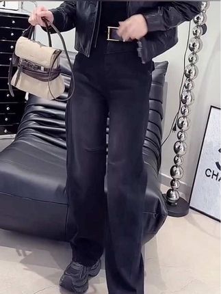 #直筒阔腿牛仔裤 #高腰显瘦 #时尚减龄 #休闲百搭 #秋季新款