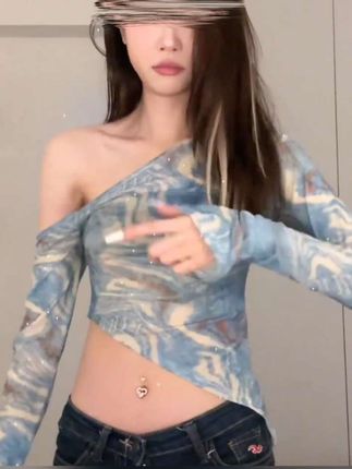 辣妹美式复古露肩长袖T恤女夏季不规则修身性感防晒网纱罩衫上衣#今日穿搭#辣妹#谁穿谁好看