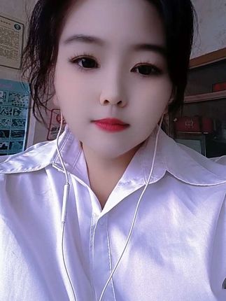 找到老妈了,老妈在这里。