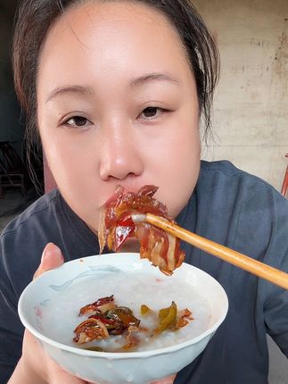 稀饭下腊脆骨#我的乡村生活