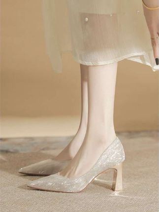 金色婚鞋禾秀婚纱两穿新娘鞋女2025新款尖头高跟鞋不累脚粗跟单鞋#时尚高跟鞋 #尖头高跟鞋 #百搭女鞋 #美鞋穿搭 #女鞋