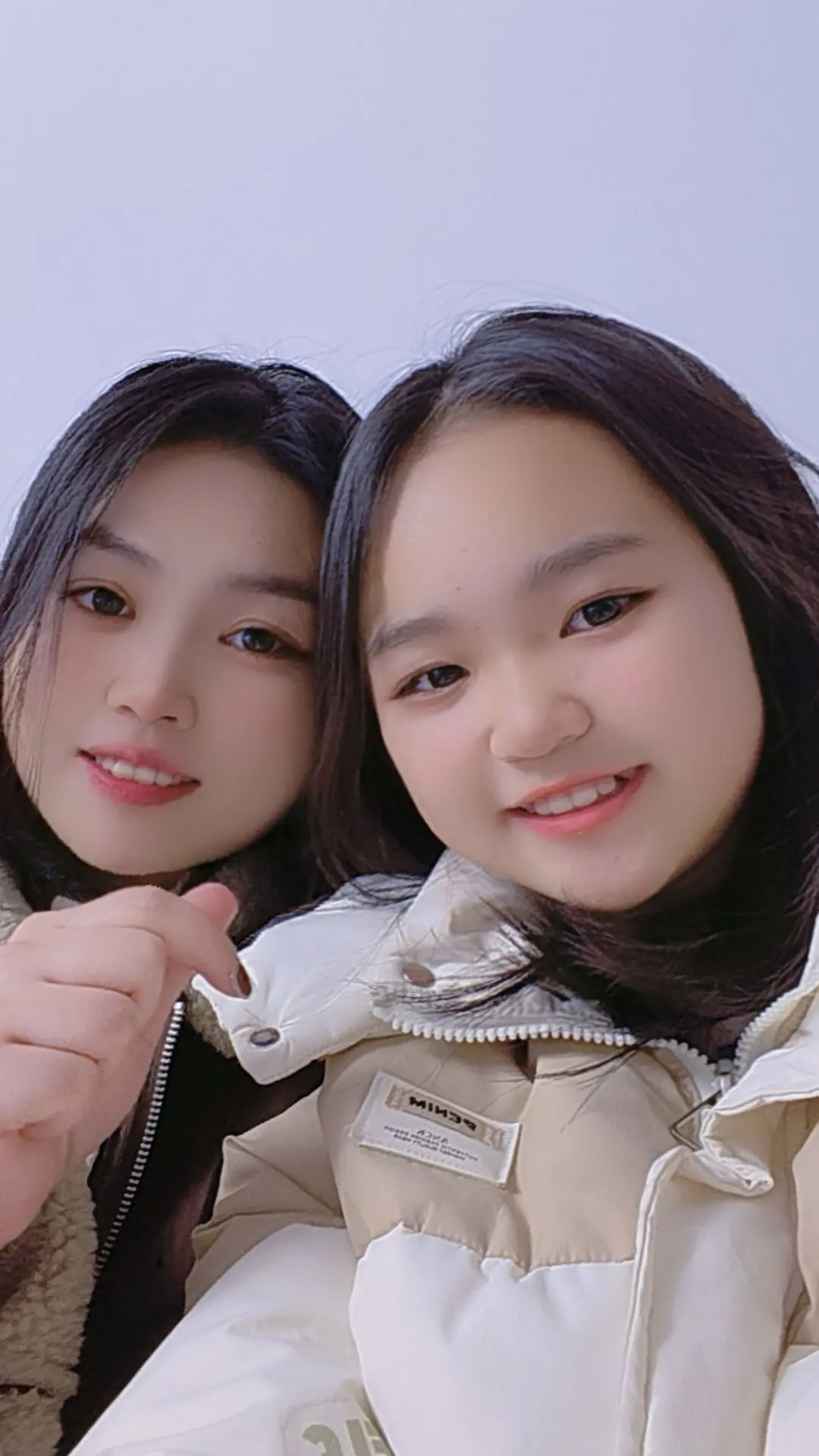 蛋糕在手,温暖在心。是我两宝给的惊喜和仪式感,吾甚是欢喜♥ - 抖音