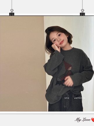 长袖打底衫 「UNO AUTUNNO」【独立少女】糯米绒女中大童卡通印花圆领T恤#儿童打底衫 #长袖打底衫 #内搭外穿都好看 #面料柔软舒适保暖 #宝妈推荐