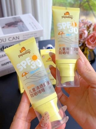 大热天带娃出门玩,别等孩子晒黑了才想起来涂防晒#皮皮狗透明防晒啫喱,冰爽水润,还不不假白不留白汤#儿童防晒#防晒#皮皮狗防晒