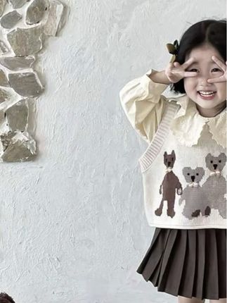 童装女童毛衣2025秋儿童韩版卡通小熊马甲女宝宝春秋针织背心#女童#童装#儿童#女童#女童穿搭