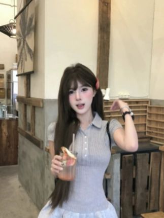 甜辣风POLO领短袖针织拼接连衣裙2025春季新款修身显瘦A字短裙女#拼接连衣裙 #辣妹穿搭 #显瘦连衣裙