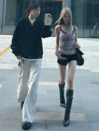 颜值不用太正 气质才是经典 #ootd #对镜拍 #感觉至上