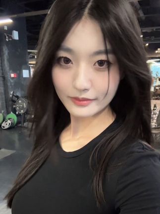 还在苦苦健身想逆袭的一天两粒,鱼油版本答案,高纯度,做到批批送检的深海鱼油 #金凯撒鱼油 #女生健身 #健身吃鱼油