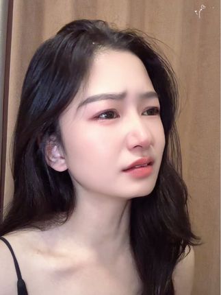 爱就不该成为我们的负累、你身边的那位代替了我的座位、他的手捧着玫瑰、承诺余生都奉陪而我始终学不会#座位