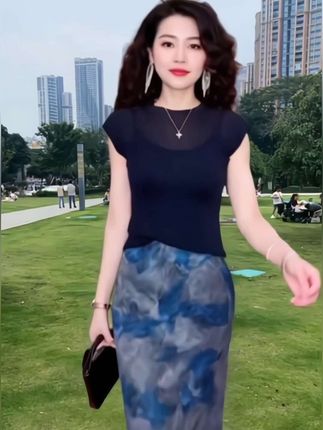2025夏季时尚潮流百搭精品女装#上衣裙子两件套 #时尚套装#减龄显瘦穿搭 #洋气减龄 #穿出自信穿出美丽