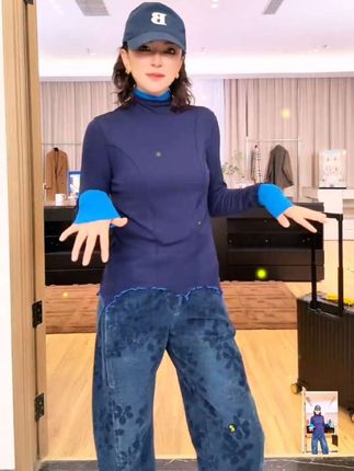 #休闲减龄穿搭 #潮牌穿搭 菲爷爆款