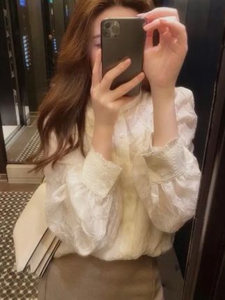 TAAZIEO法式打底蕾丝上衣女2025年春秋设计感小众长袖独特别致半#今日穿搭 #高级感穿搭 #穿搭ootd #甜美穿搭 #气场全开