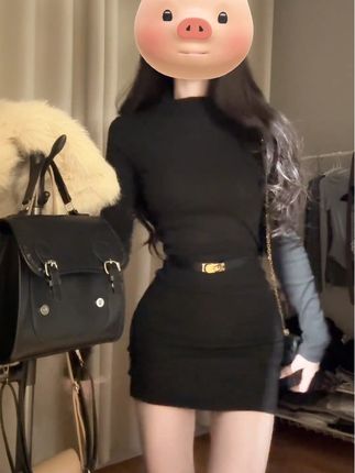 #魔鬼身材 #好身材好气质 #御姐 #大长腿小蛮腰 #小短裙