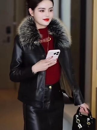 同款皮衣外套 #小个子秋冬穿搭#随机穿搭挑战#森系少女感穿搭 #早秋通勤出游穿搭一起拿捏 #早秋显身材评价上衣合集 @DOU+小助手 @抖加🔥上热门🔥dou+🔥热点宝