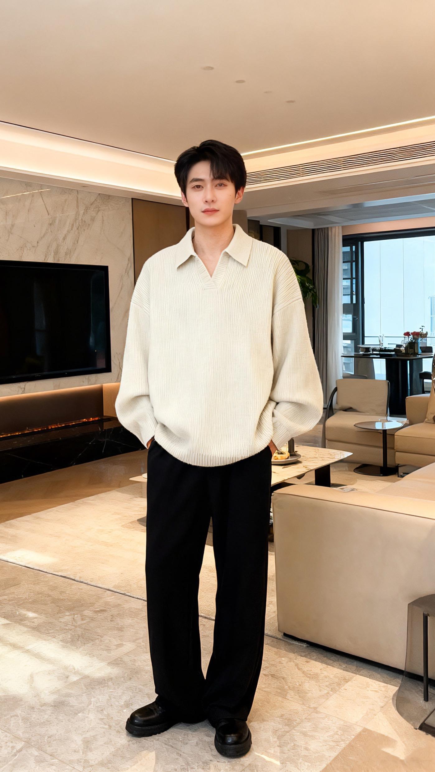 班尼路高级感毛衣。#高级感穿搭 #潮牌男装 #班尼路毛衣 #毛衣穿搭 #毛衣