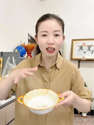 8英寸双耳#陶瓷碗 好看又方便,装汤面端着不烫手,带把#汤碗 时尚#面碗 #精美碗具