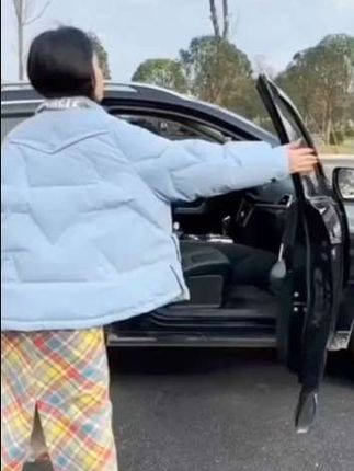 #创作灵感 车门减震垫,总是有朋友下车大力关门,试试这款车门减震缓冲垫片,车门不异响了,也不怕朋友下车大力关门了#汽车好物 #汽车用品 #车品好物分享 #超实用