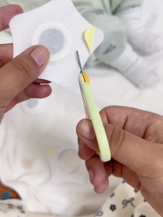 我的孩子三十多天以来呻吟的不舒服更加严重了直在贴,每次效很好 #宝宝好物#月子好物#新手宝妈好物分享 #自用好物#带孩子