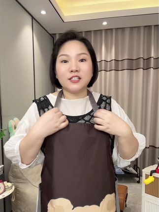 JIAQILI/佳绮利时尚卡通防水围裙厨房做饭可擦手防水防油工作服#厨房好物 #防油污围裙 #围裙 #超划算超便宜