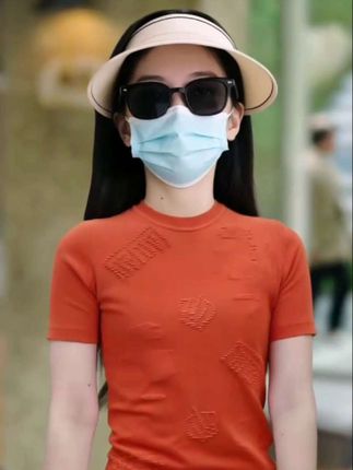 夏季男士纯色百搭时尚上衣,欧货轻奢冰丝针织T恤 #欧货潮流站 #轻奢穿搭 #时尚单品 #短袖t恤男 #夏季新品