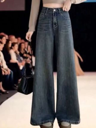 #每日分享 #今天穿什么 #高级感穿搭 #直筒喇叭裤 #高腰喇叭裤