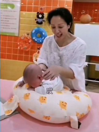 #我要上热门 #哺乳枕#育儿经验分享 #新生儿护理 #宝宝护理 #强烈推荐