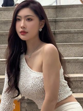 性感车模叶濛雨!#2025成都国际车展 #美女车模 #性感辣妹 #好身材 #叶濛雨