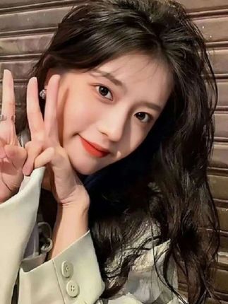 #张予曦 #毕雯珺 #张予曦毕雯珺真的拍了红裙抱  #深情眼#张予曦毕雯珺