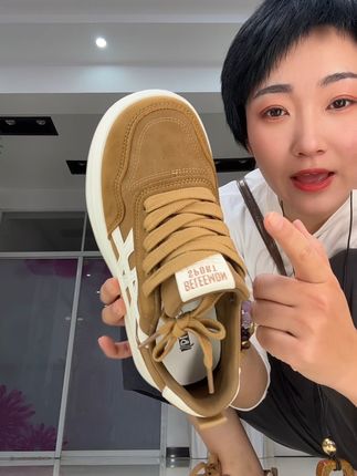 #休闲鞋#板鞋#脚宽脚胖都可以 #增高厚底鞋 #秋冬搭配