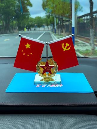 如果信仰有颜色,那一定是中国红,放在车里太了#汽车好物#汽车摆件 #有车必备 #高档大气上档次