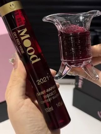 很适合送微醺女孩的惊喜礼物!仪式感满满!#微醺时刻 #红酒 #葡萄酒