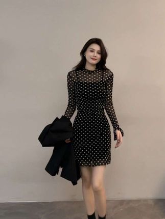 #上热门 #抖加小助手 #时尚连衣裙#温柔风穿搭 #女人味穿搭
