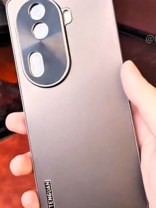 OPPOReno11网红手机壳,夏日必备,镜头保护,不留指纹,超好看!