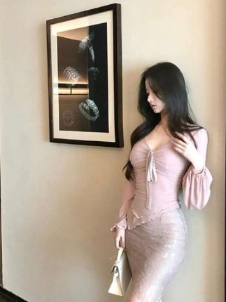 棠脂粉玉女人味绑带褶皱网纱气质长袖上衣短款百搭修身纯欲风#时髦精女 #气质女神 #抖加小助手
