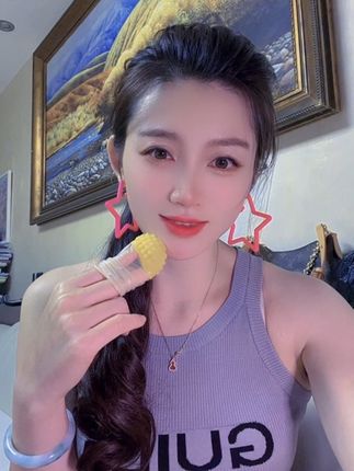 #微胖女孩也能当辣妹