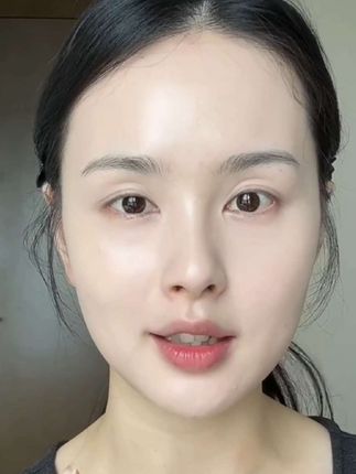雅诗兰黛沁水粉底液持妆保湿新款粉底液#雅诗兰黛粉底液 #粉底液 #持妆粉底液