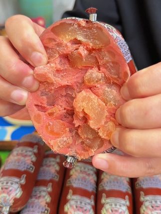 这个俄罗斯风味牛筋肠 下酒或吃泡面的时候嘎嘎香#妈呀太香了#牛筋肠#肉肠 #俄罗斯牛筋肠#嘎嘎好吃