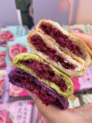 鲜花饼#舌尖上的味道 #好吃的零食