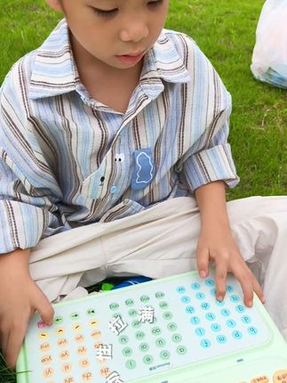 给娃选洪恩拼音识字机,边玩边学不费妈,认拼音学汉字都轻松#洪恩#幼小衔接 #学拼音 #拼音识字机