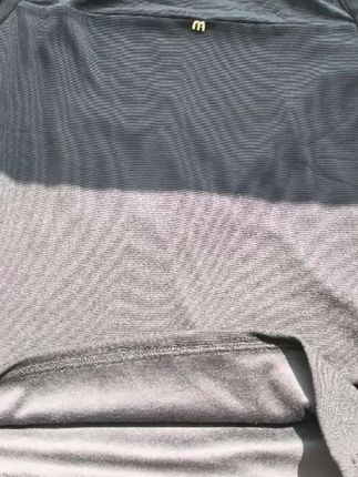 #早秋秀场抄作业告别路人感  #说好的随便穿穿去看秀 #早秋冷冽又随性的气质穿搭 #早秋穿搭三分钟出门不是梦 #早秋高智感职场穿搭