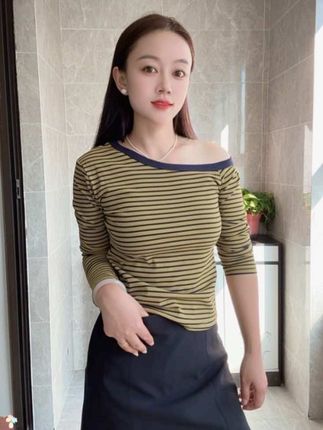 #女装穿搭 #早秋穿搭 女人多少岁不重要,不论多少岁都爱自己才重要